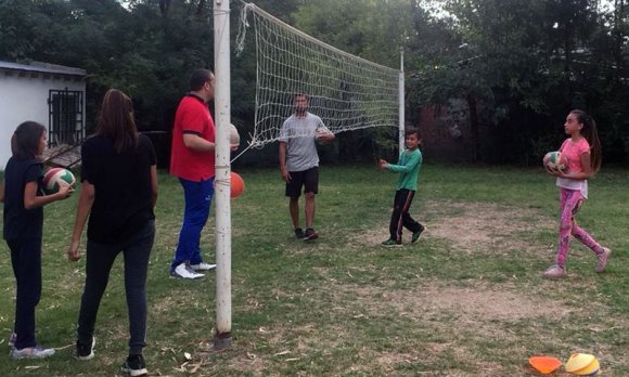 La Escuela Municipal de Voley se extiende a nuevas localidades