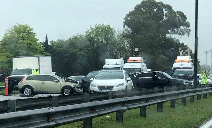 Tres heridos en un choque en cadena en la Panamericana