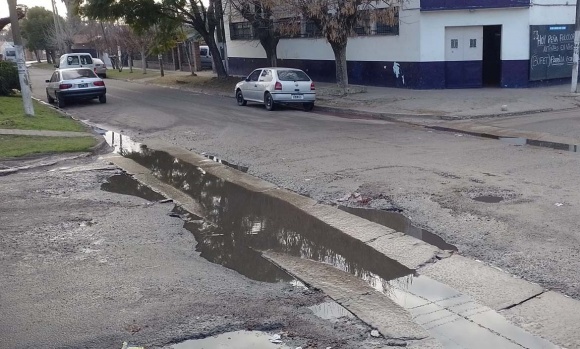 Vecinos de Del Viso piden limpieza y recolección de poda al Municipio