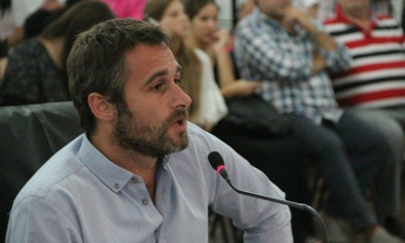 La oposición sale a juntar firmas para que se proteja el predio del futuro hospital