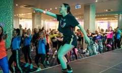 Pilar recibe una Masterclass internacional de zumba con invitados de lujo