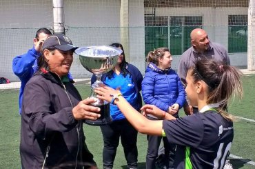 Las Cadetas de la Escuela Municipal de Fútbol Femenino son las mejores del país