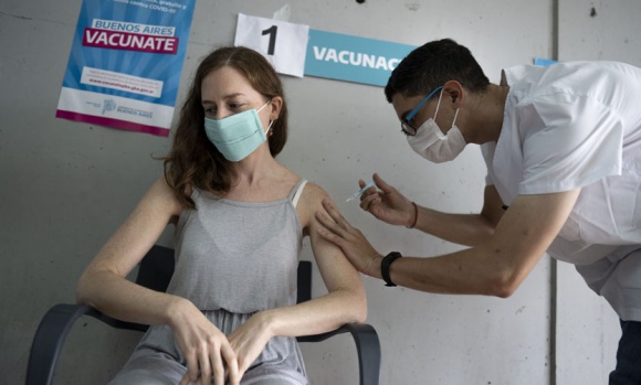 Coronavirus: sigue la campaña de vacunación libre y sin turno
