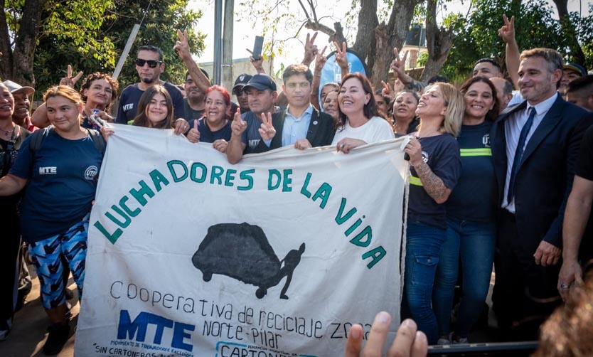 La Provincia entregó insumos y herramientas a trabajadores del reciclado en Pilar