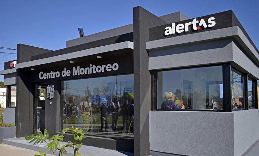 Instalan un nuevo Centro de Monitoreo en la Plaza Peruzzotti