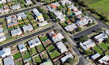 Avanza el plan de construcción de nuevos asfaltos en Pilar