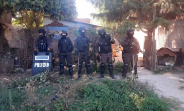 Varios detenidos acusados de violenta entradera en Villa Rosa