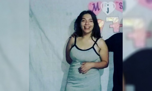 Buscan a una joven de 17 años que salió de su casa y no regresó