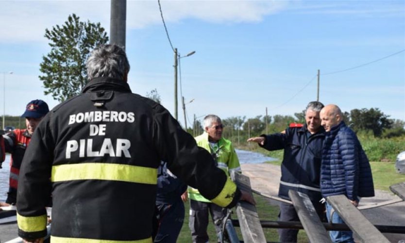 Ducoté desmintió haber falseado una recorrida por zonas inundadas