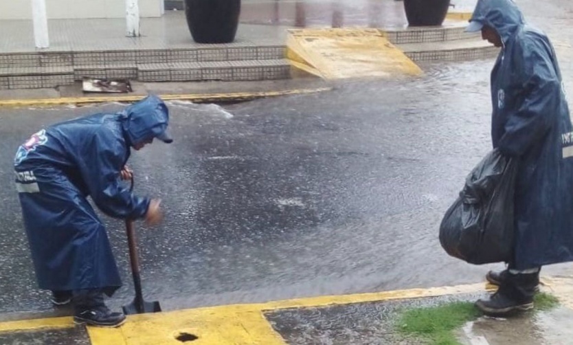 Temporal en Pilar: el Municipio reforzó trabajos de desobstrucción