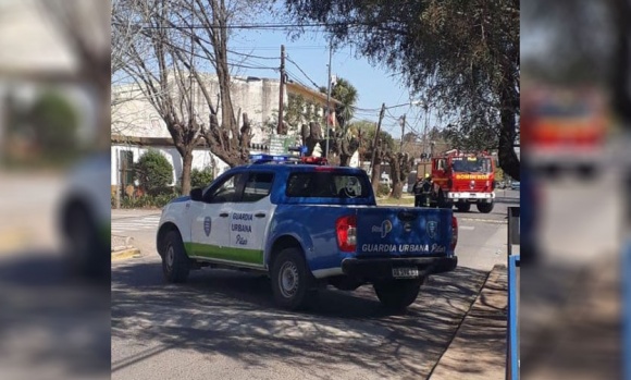 Desalojaron una escuela por la rotura de un caño de gas