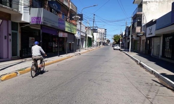 Comerciantes advierten que la caída de ventas es “devastadora” y piden volver a abrir