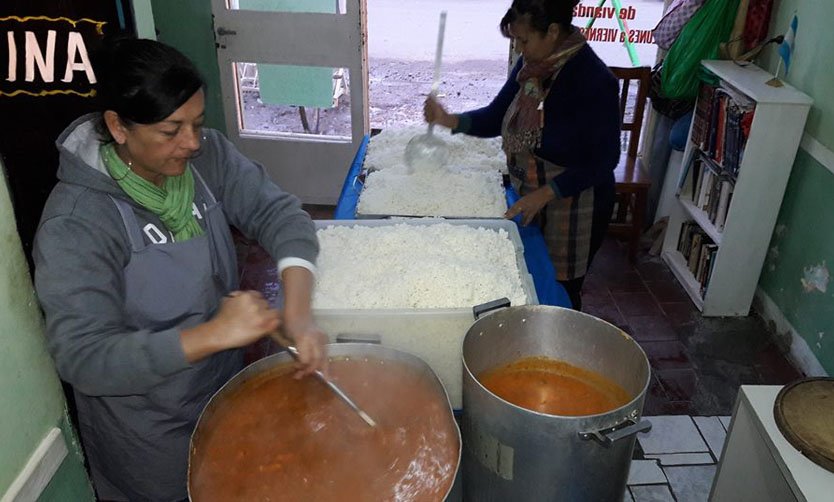 Por los tarifazos y la falta de alimentos, cerraron comedores y merenderos