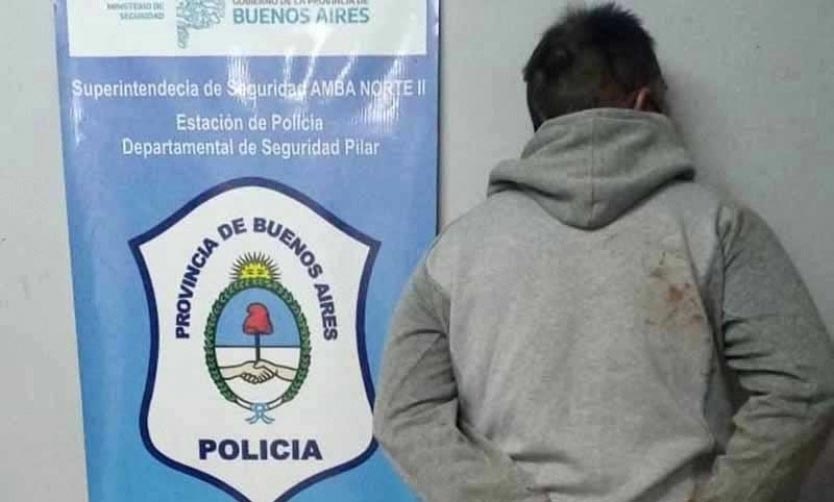 Vecinos se tomaron a golpes: la Policía descubrió que uno de ellos tenía pedido de captura