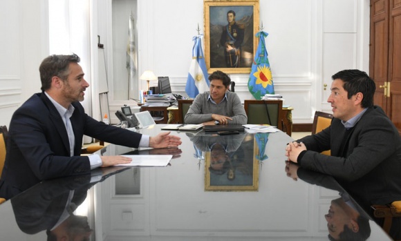 Achával con Kicillof: "Seguiremos trabajando para llegar a los barrios con soluciones concretas"