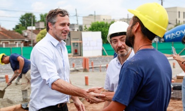 Achával recorrió el avance de obra de la Escuela Nº28 de Villa Morra