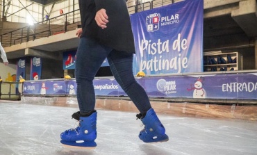 Ya abrió sus puertas la pista de patinaje sobre hielo del Parque Pilar Invierno