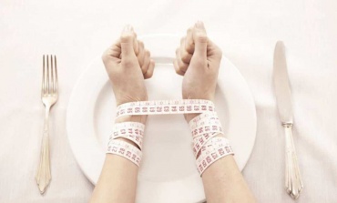 Una de cada tres jóvenes argentinas padece de atracones, bulimia o anorexia