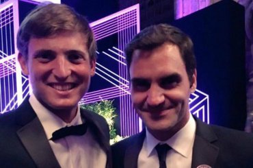 Otro sueño cumplido: la foto de Geller con Federer