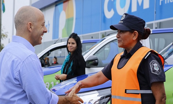 En medio de las críticas y el crecimiento del delito, Ducoté sale a mostrar avances en seguridad