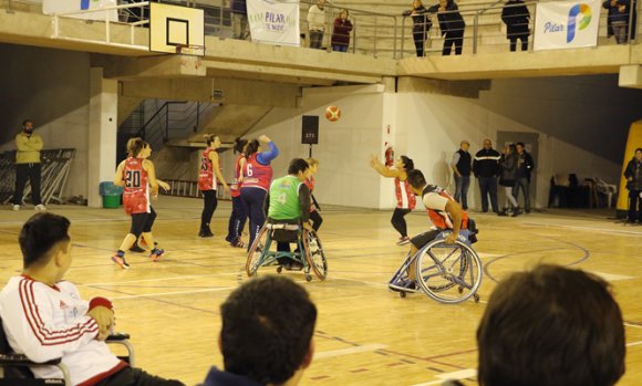 En Pilar ya funciona la Escuela Municipal de Básquet Adaptado