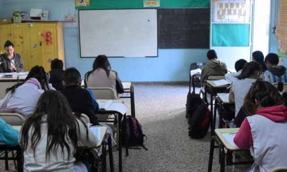 El Gobierno Nacional anunció un acuerdo paritario con los gremios docentes de todo el país