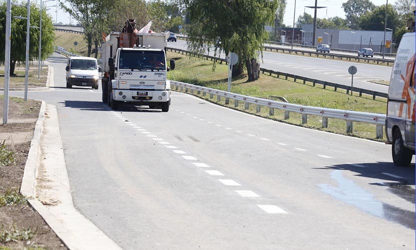 Abren al tránsito las colectoras de Panamericana del Puente Champagnat