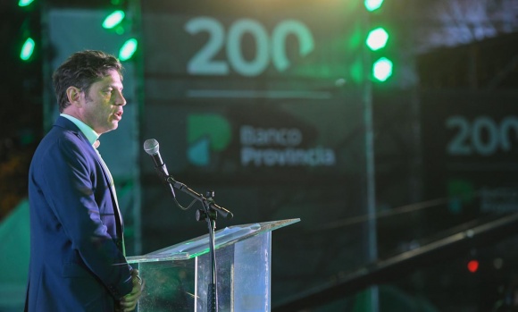 Kicillof y Cuattromo encabezaron el acto por el Bicentenario del Banco Provincia