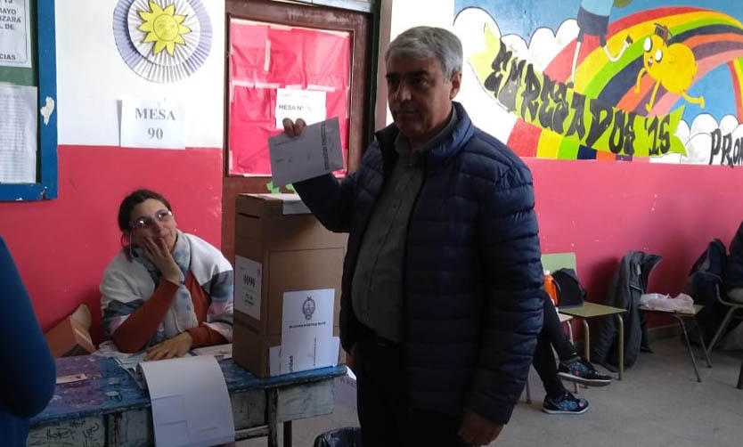 Votó Daniel Liberé, precandidato a intendente por una de las lineas de Consenso Federal