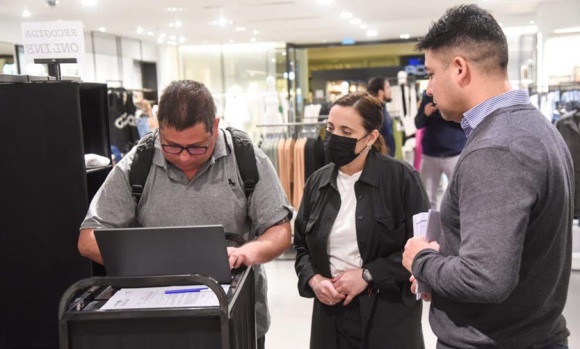 Trabajo inspeccionó más de 130 locales de un shopping de la zona Norte