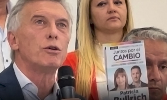 Macri: “Apoyé a Patricia desde el primer día y estoy acá repartiendo su boleta”