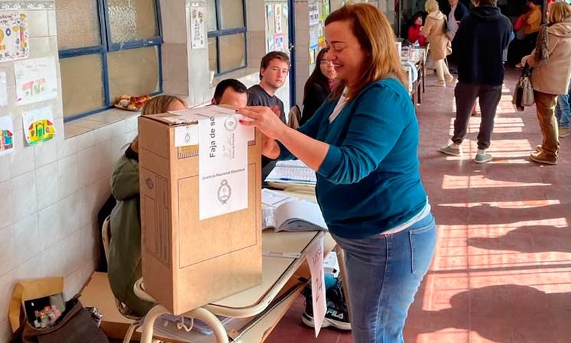 PASO 2023: Votó la Presidenta de la Cámara de Diputados, Cecilia Moreau