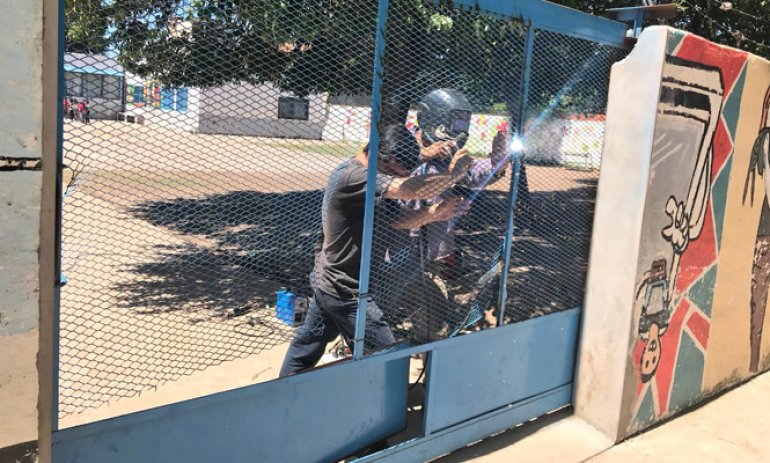 Para frenar el vandalismo, el Municipio instaló 70 alarmas en escuelas