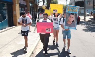A un mes del crimen, marcharon para pedir justicia por el asesinato de Braian Cuitiño