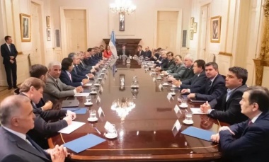 Sin convocar a Kicillof, Milei recibirá este jueves a la mayoría de los gobernadores