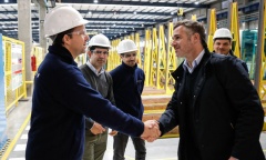 IndustrializAR sigue sumando empresas: Achával recorrió las instalaciones de Kalciyan