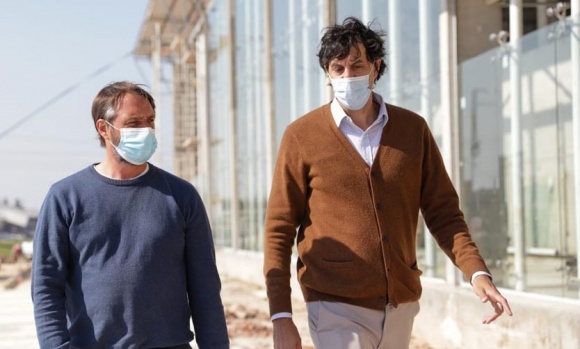 Laurent recorrió la obra del Hospital Central: “Trabajamos para que la salud sea un derecho de todos"