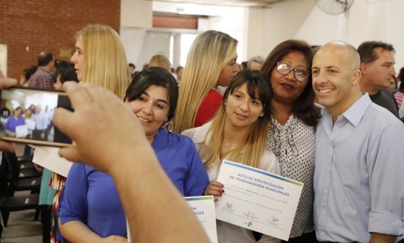 El Municipio pasó a planta permanente a 150 trabajadores comunales