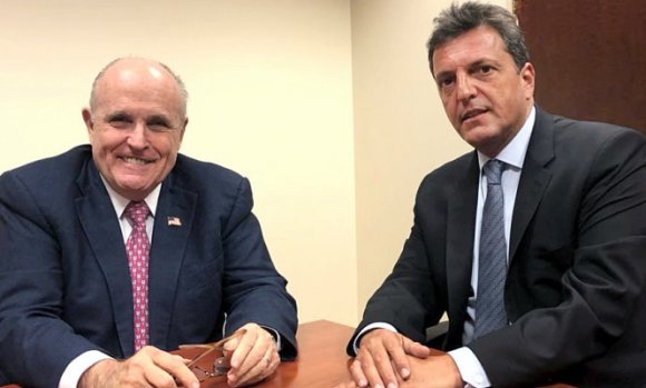 Sergio Massa firmó un acuerdo de trabajo con el ex alcalde de Nueva York, Rudolph Giuliani