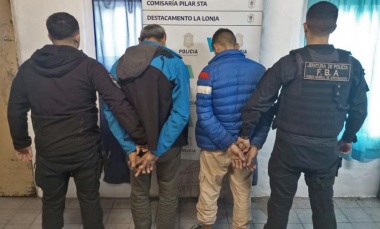 La Fuerza Barrial de Aproximación detuvo a dos sujetos acusados de hacer delivery de drogas