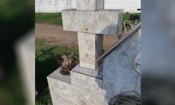 Crecen los casos de vandalismo en el cementerio de Presidente Derqui