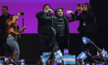 Milei cerró la campaña en Moreno: 