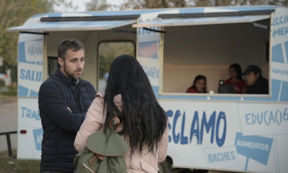 Achával lleva el Concejo a los barrios para buscar a los “abandonados por Ducoté"