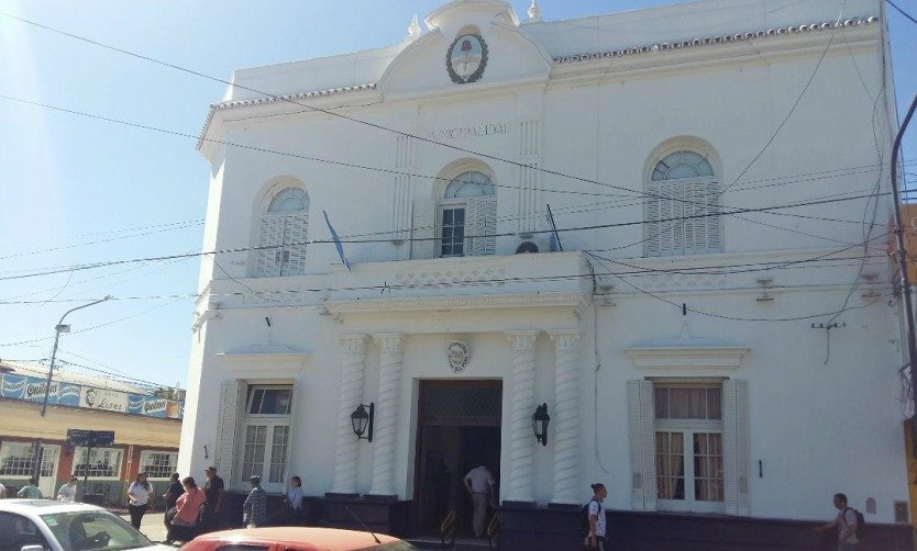 Tironeo entre el Municipio y los gremios por el bono de fin de año para los trabajadores comunales