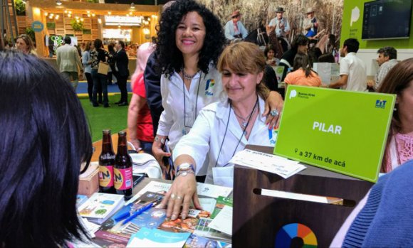 Pilar se mostró en la Feria Internacional de Turismo