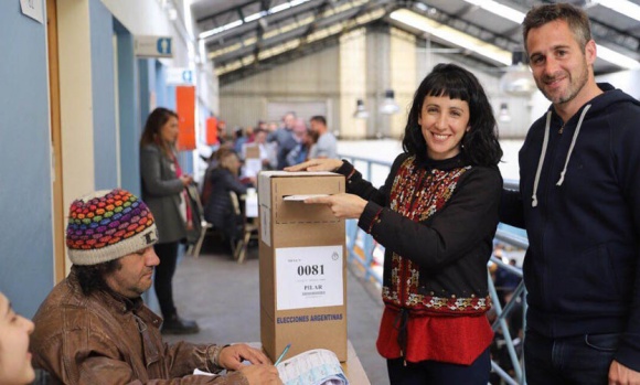 Lourdes Filgueira: "La gente está eligiendo lo que representa sus sueños y esperanzas"