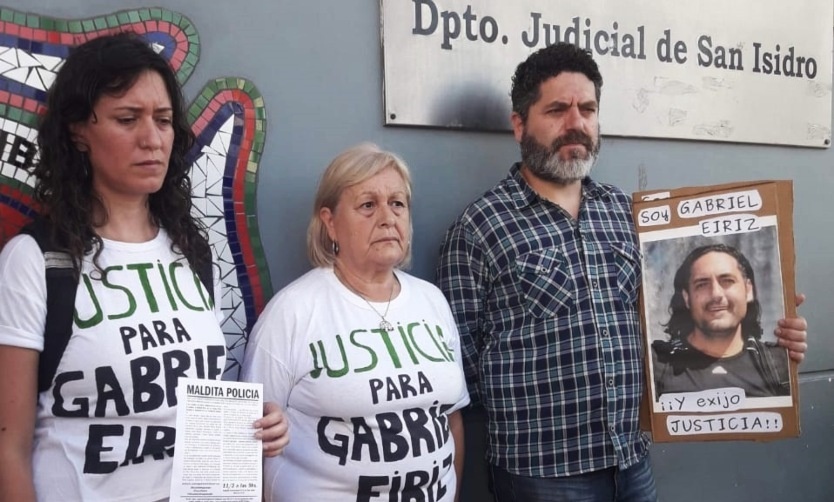 Bronca por la postergación del juicio por amenazas a joven asesinado tras denunciar fiestas clandestinas