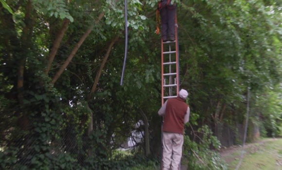 Detienen a un hombre acusado de robar cables de telefonía e internet