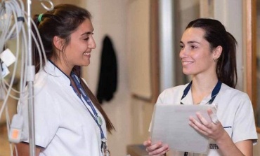 La Universidad Austral dictará gratis el curso de ingreso para la licenciatura en Enfermería